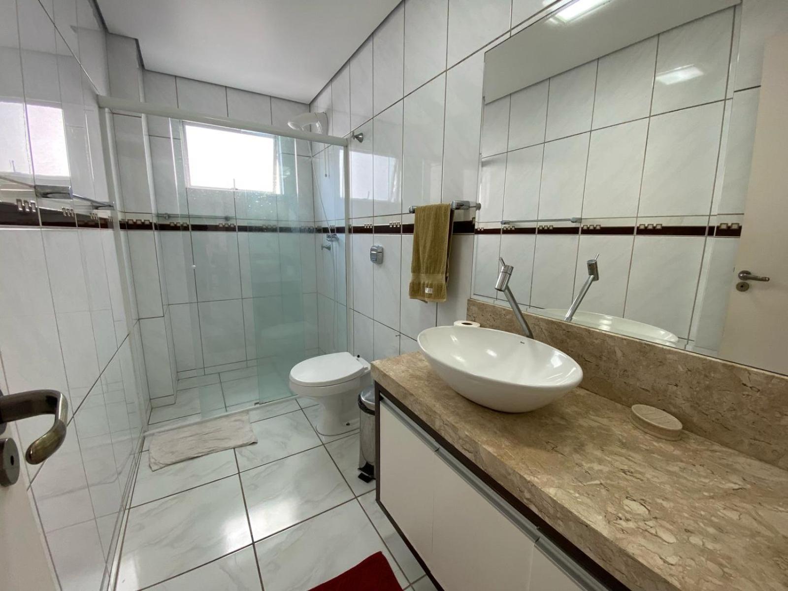 Apartamento Amplo Apto Esquina Av Brasil